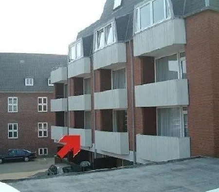 Haus-ornum-1-og-o-wohnung-13 Apartamento Westerland